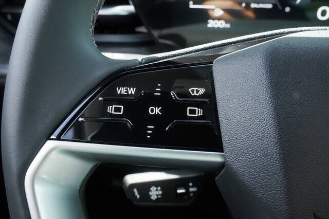 2025 Audi Q5 quattro Premium Plus TFSI