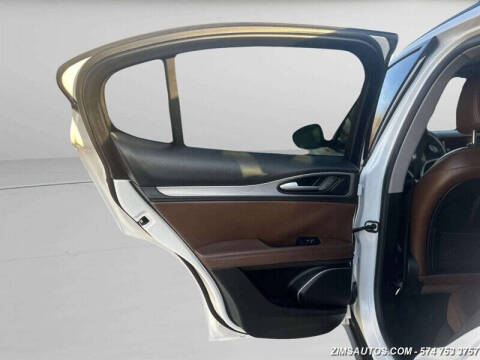 2018 Alfa Romeo Stelvio Sport