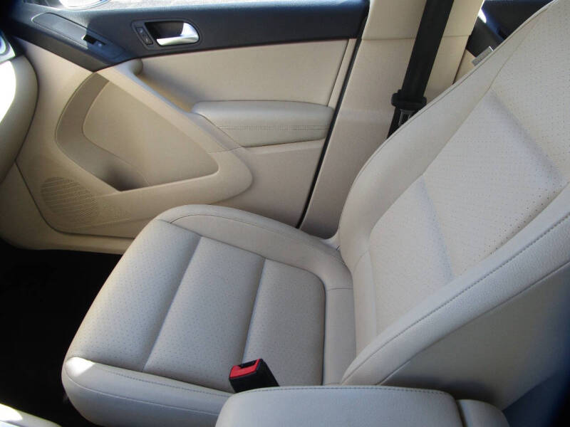 2017 Volkswagen Tiguan 2.0T S 4Motion