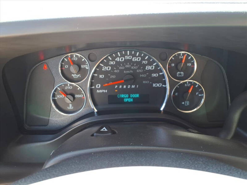 2025 Chevrolet Express 2500