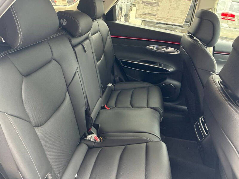 2026 Genesis GV70