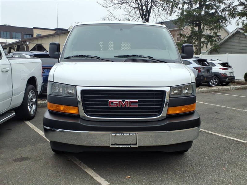 2024 GMC Savana 2500