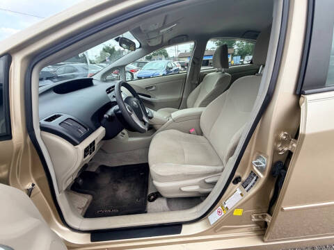 2011 Toyota Prius Two