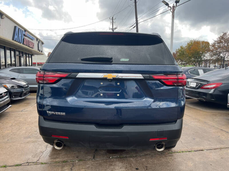2023 Chevrolet Traverse LS