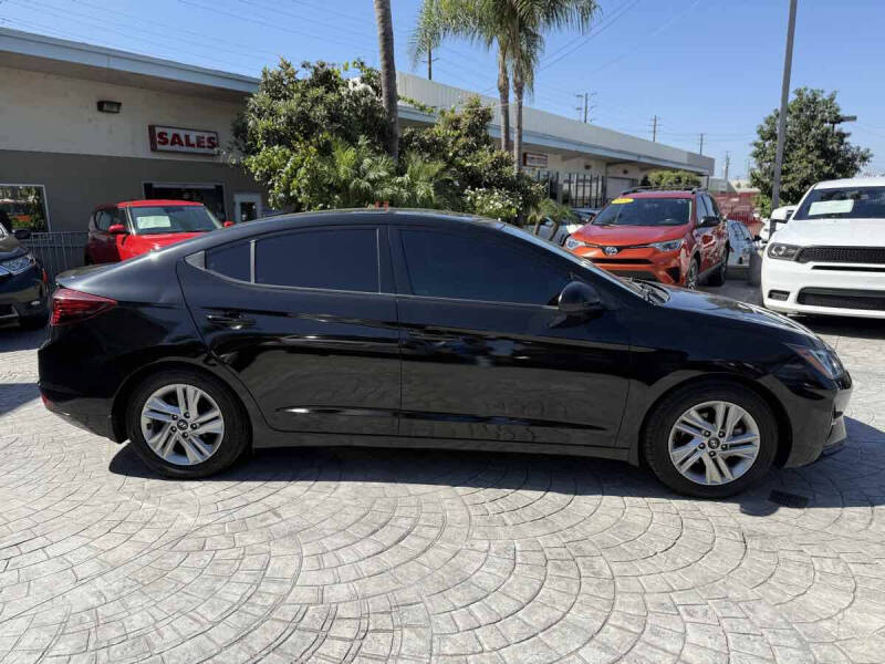 2020 Hyundai Elantra