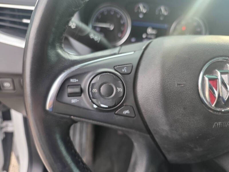 2021 Buick Enclave Essence
