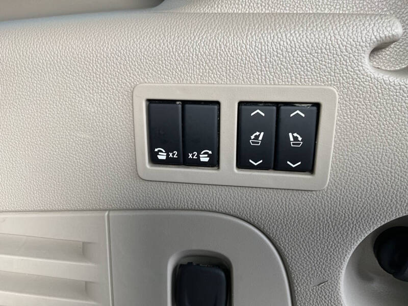 2017 Cadillac Escalade ESV Premium Luxury