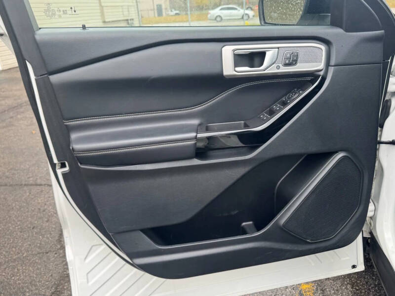 2022 Ford Explorer ST