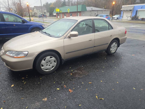 2000 Honda Accord for sale at Maximum Auto Group II INC in Cortland OH