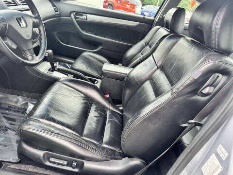 2005 Honda Accord EX V-6 w/Navi