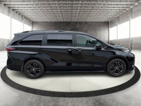 2024 Toyota Sienna XSE 7-Passenger