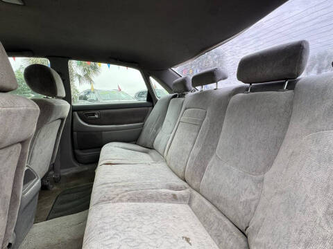 2003 Toyota Avalon XL