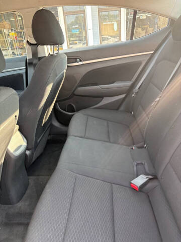 2020 Hyundai Elantra