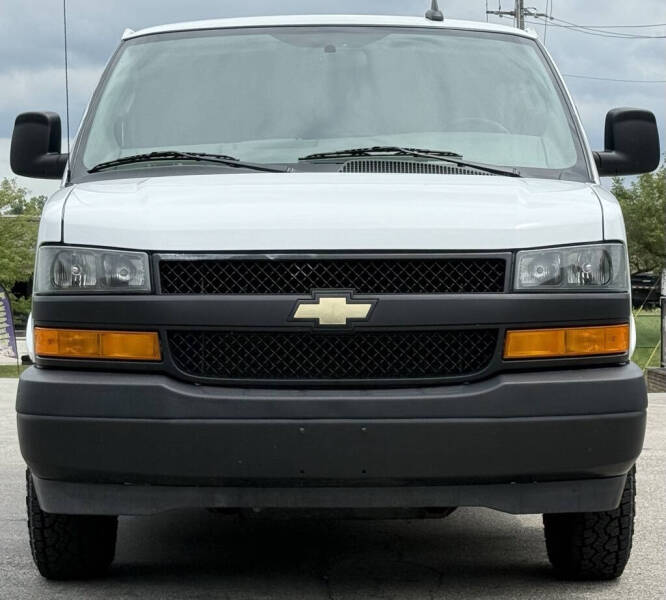 2022 Chevrolet Express LS 3500