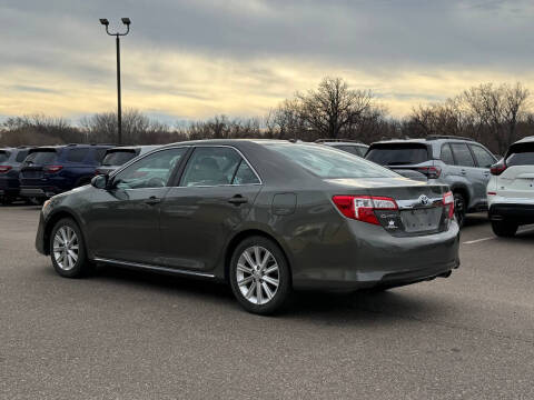 2014 Toyota Camry Hybrid XLE