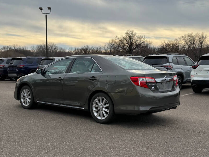 2014 Toyota Camry Hybrid XLE