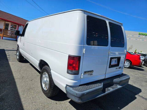 2013 Ford E-Series E-250