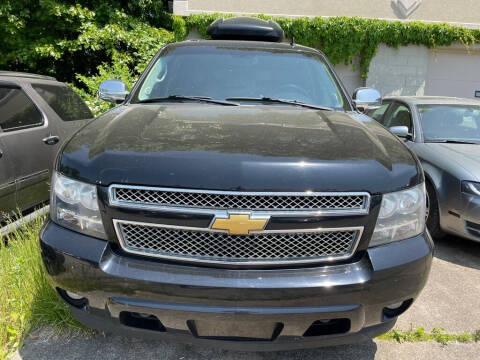 2013 Chevrolet Suburban for sale at TIM'S AUTO SOURCING LIMITED in Tallmadge OH