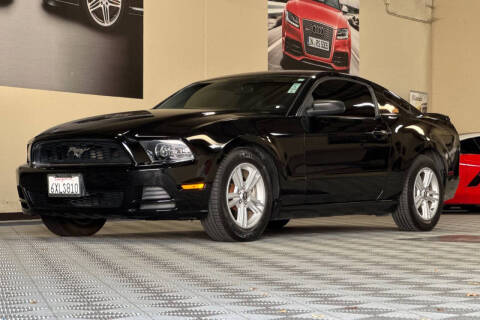 2013 Ford Mustang V6