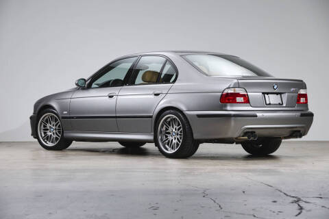 2003 BMW M5