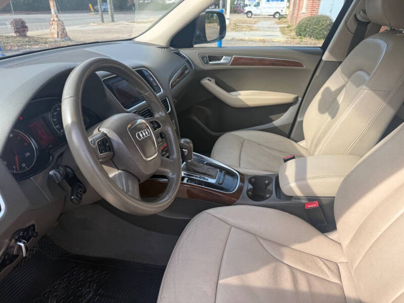 2012 Audi Q5 2.0T quattro Premium