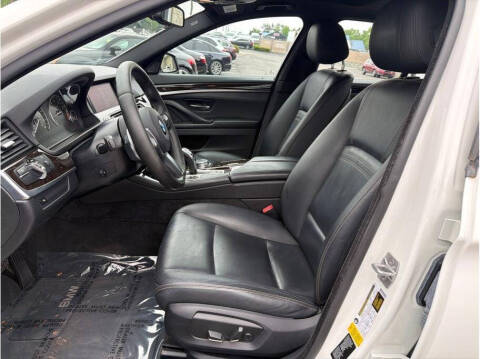 2016 BMW 5 Series 528i