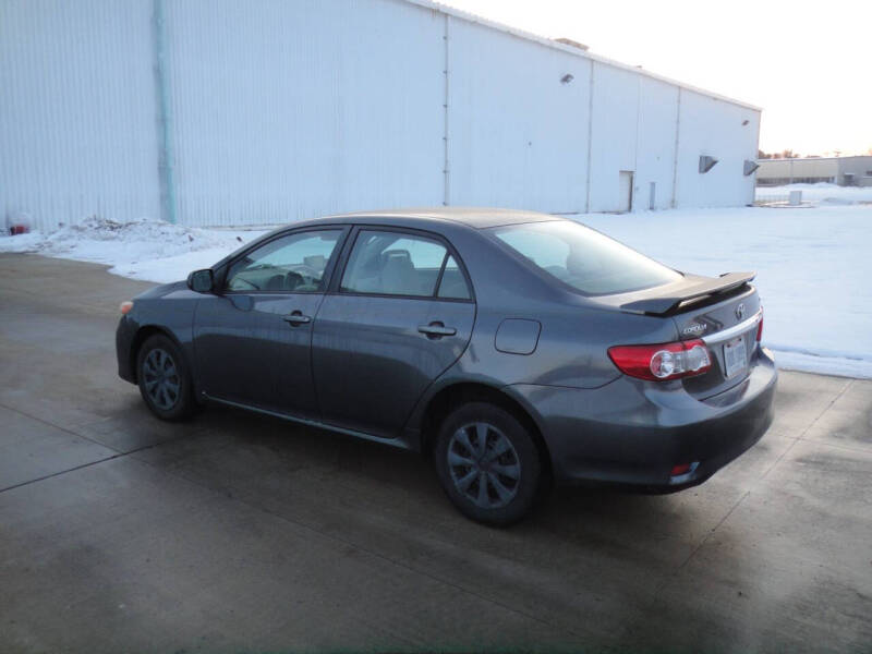 2011 Toyota Corolla LE