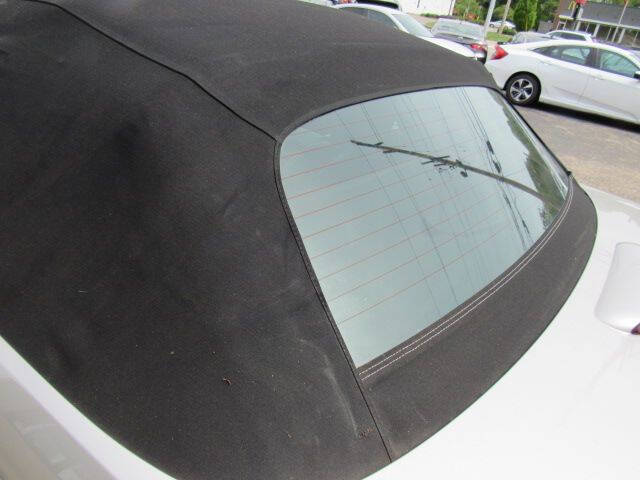 2005 Ford Thunderbird Deluxe