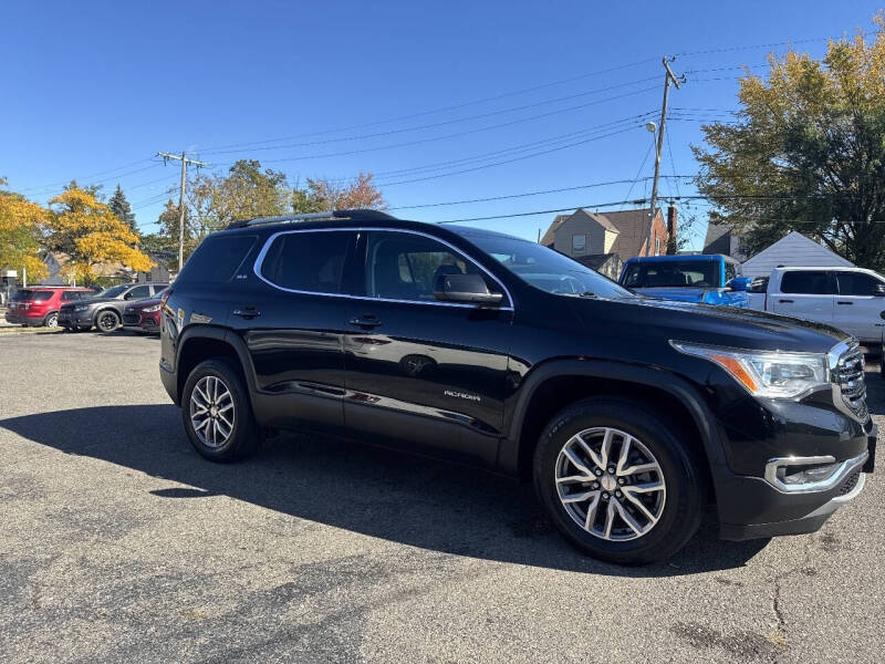 2017 GMC Acadia SLE-2