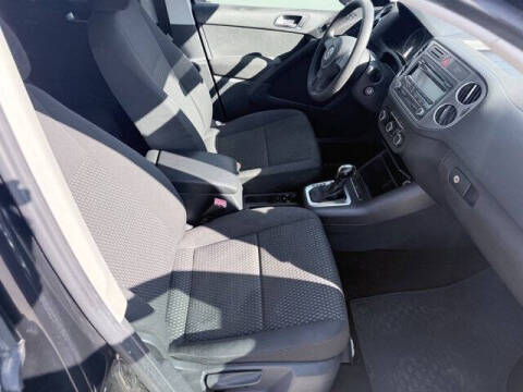 2011 Volkswagen Tiguan S