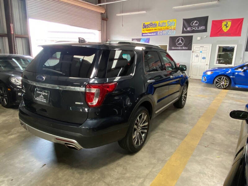 Image 5 of 2017 Ford Explorer Platinum