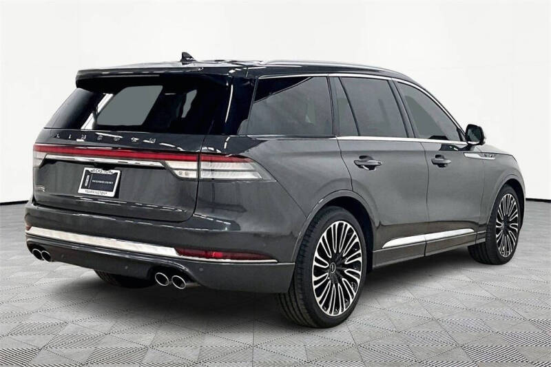 2022 Lincoln Aviator Black Label