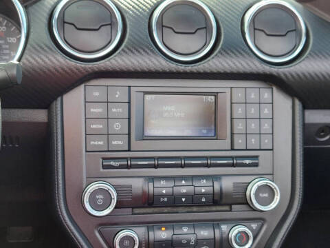 2015 Ford Mustang V6