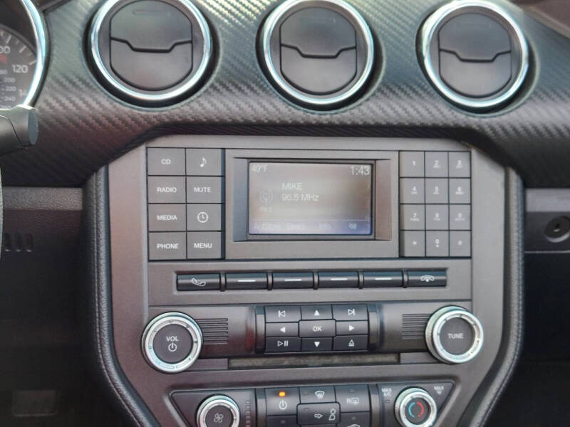 2015 Ford Mustang V6