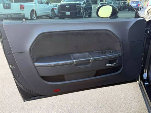 2010 Dodge Challenger SRT8