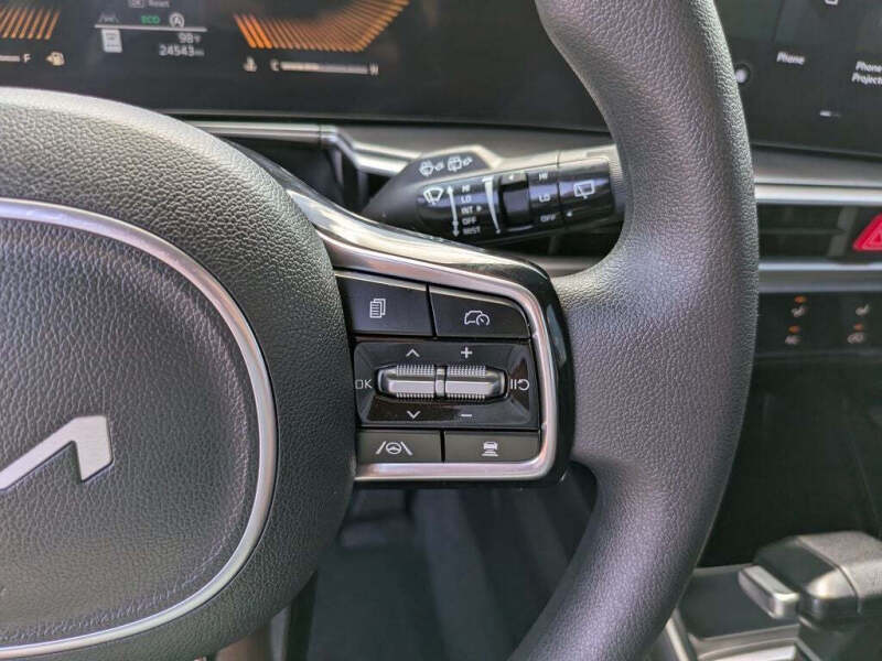 2025 Kia Sorento LX