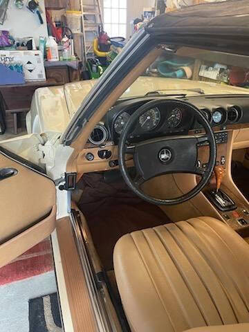1984 Mercedes-Benz SL-Class