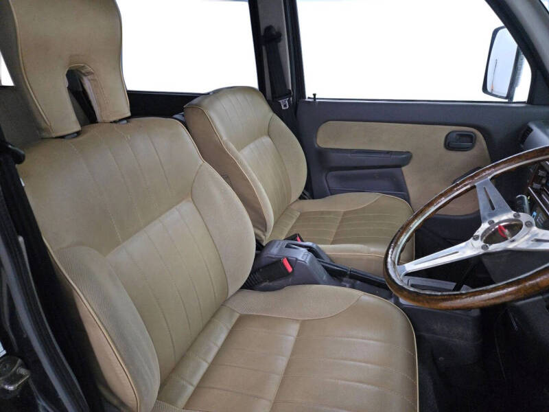 1996 Mitsubishi Bravo