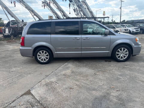 2015 Chrysler Town and Country Touring