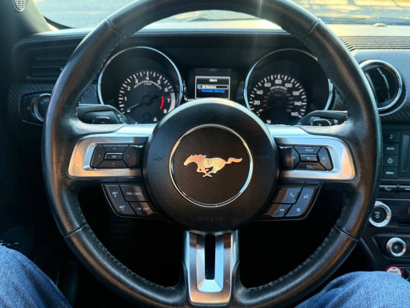2017 Ford Mustang V6