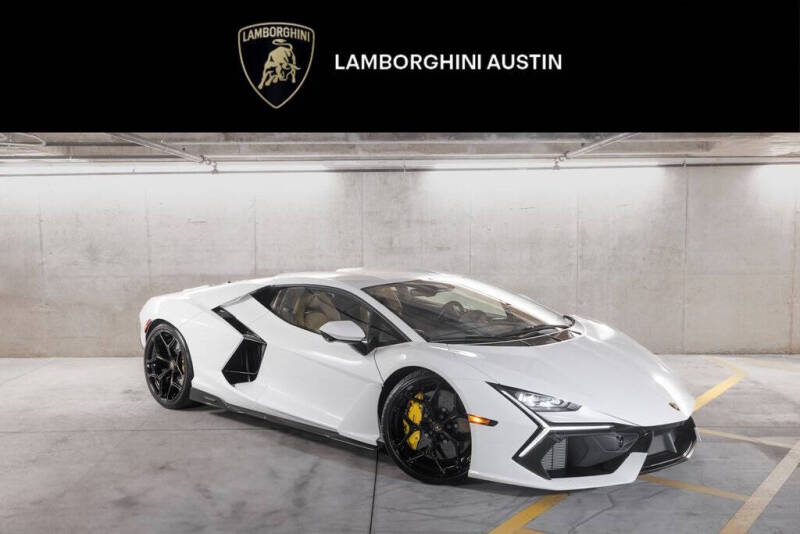 2024 Lamborghini Revuelto