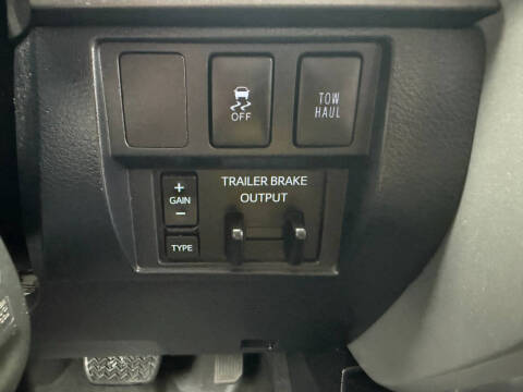 2016 Toyota Tundra SR5