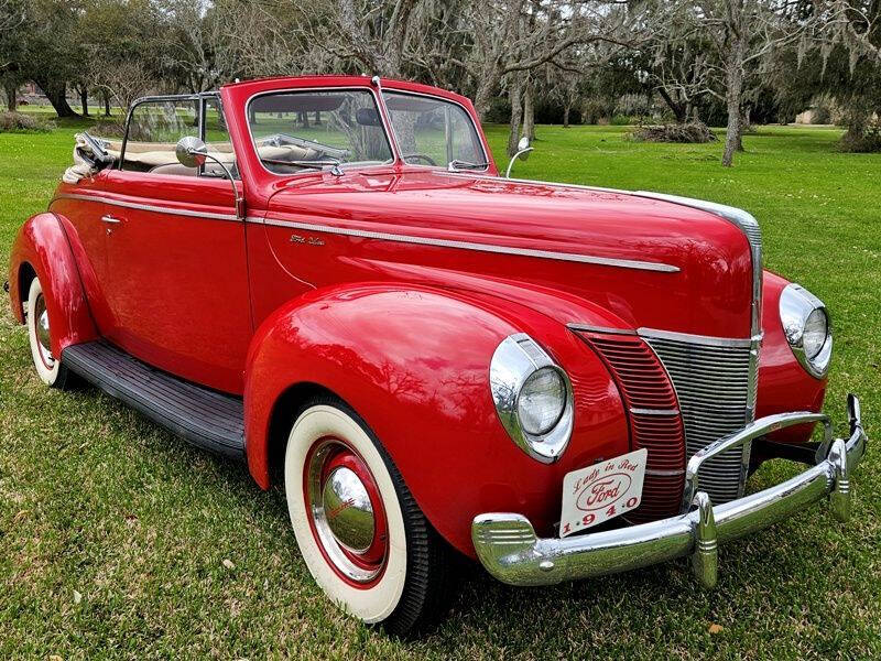 1940 Ford Deluxe