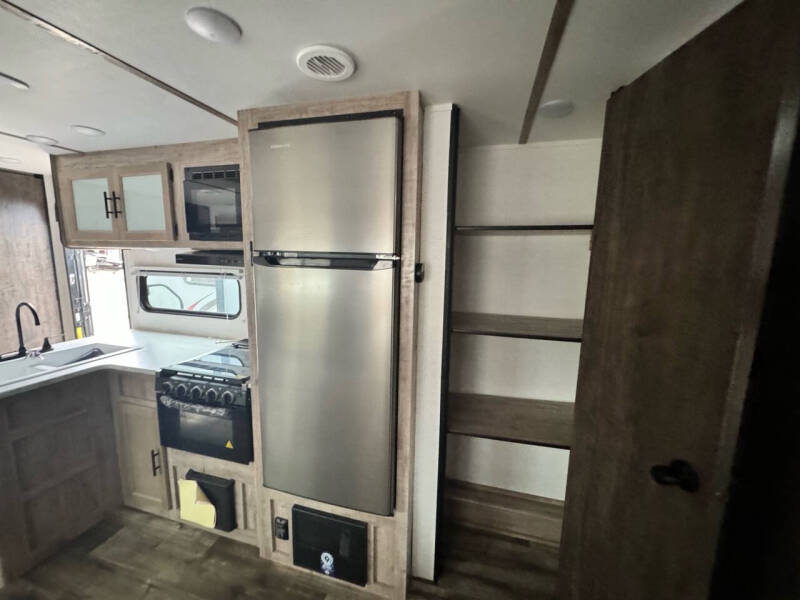 2024 Gulfstream Conquest 269BH