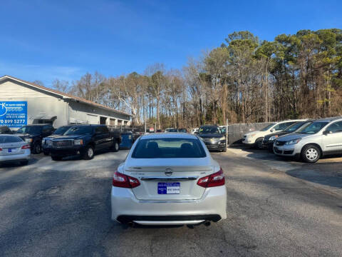 2016 Nissan Altima 2.5 SR