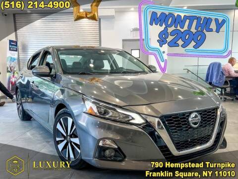 2020 Nissan Altima for sale at LUXURY MOTOR CLUB in Franklin Square NY