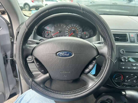 2006 Ford Focus ZXW SE