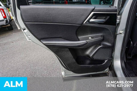 2023 Mitsubishi Outlander SE