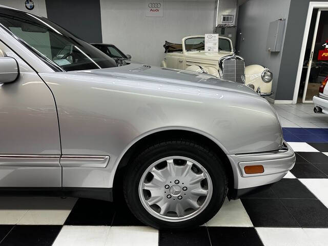1999 Mercedes-Benz E-Class E 320