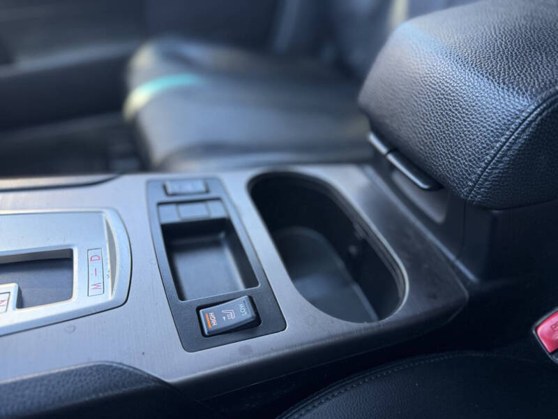 2012 Subaru Outback 2.5i Limited